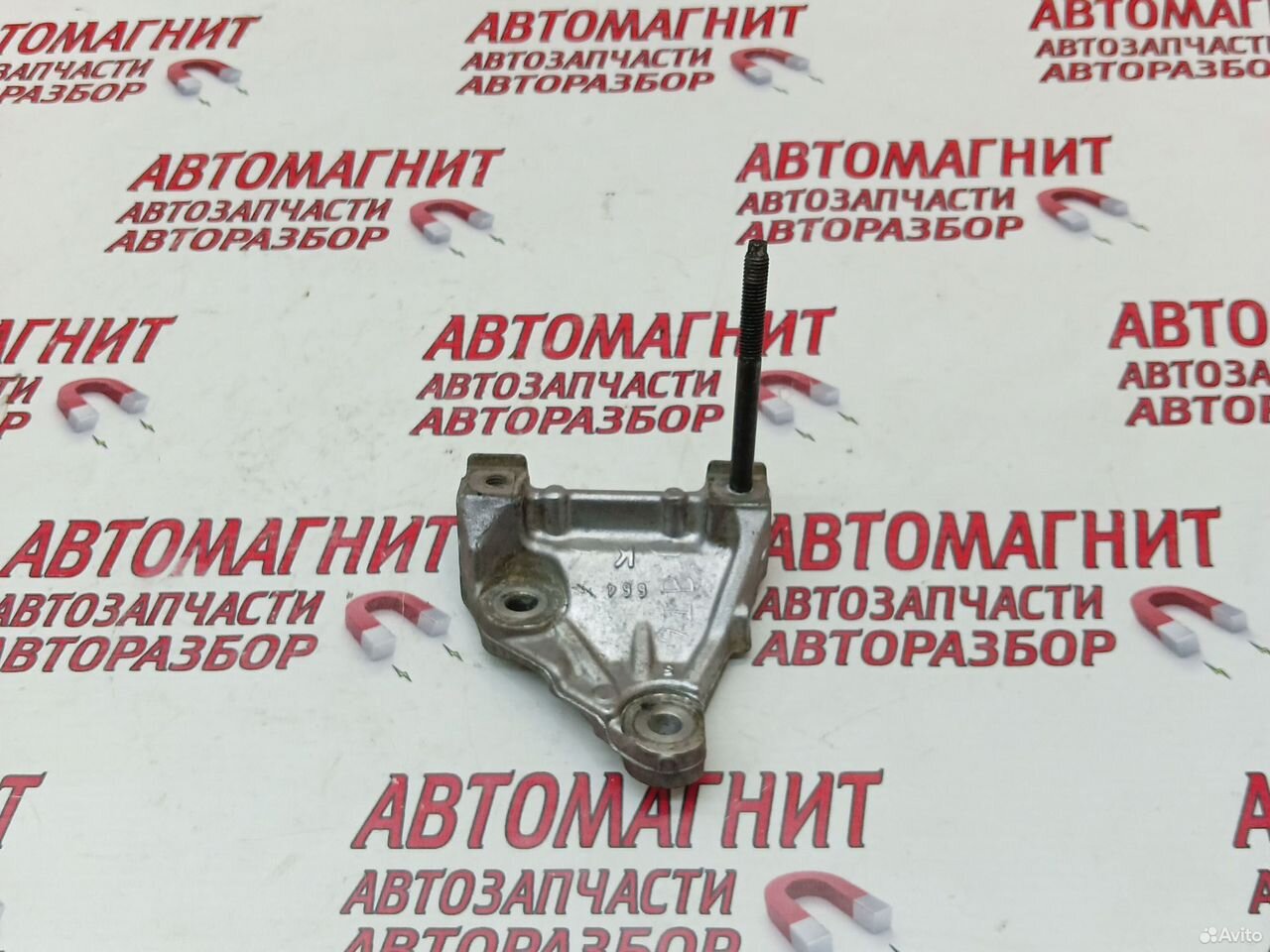 Кронштейн компрессора кондиционера Тойота Камри 70