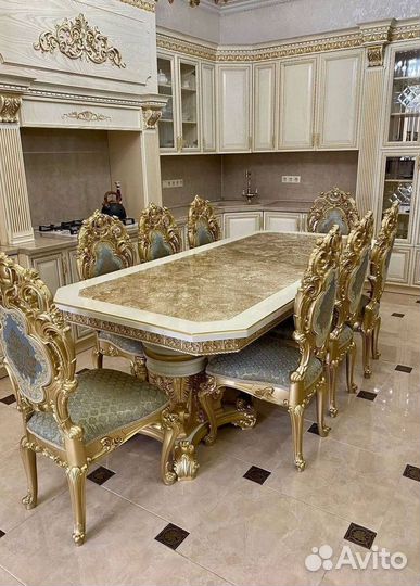 Комплект стол и стулья