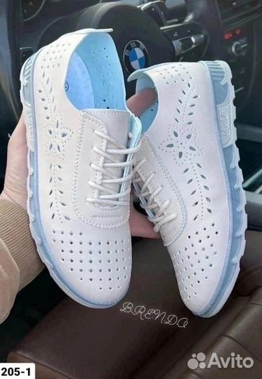 Ботинки женские 35 размер новые