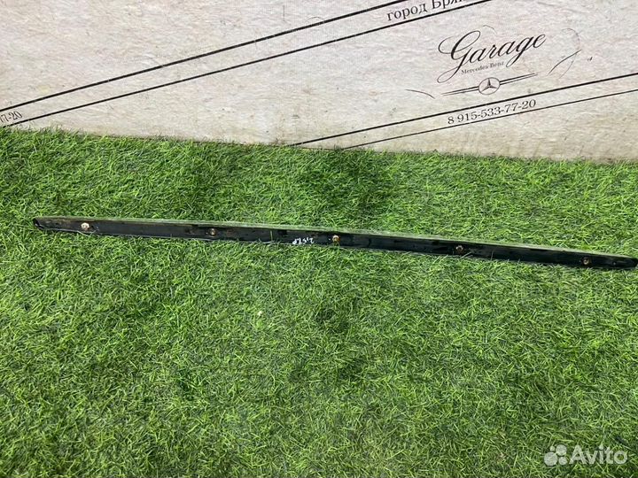 Молдинг багажника