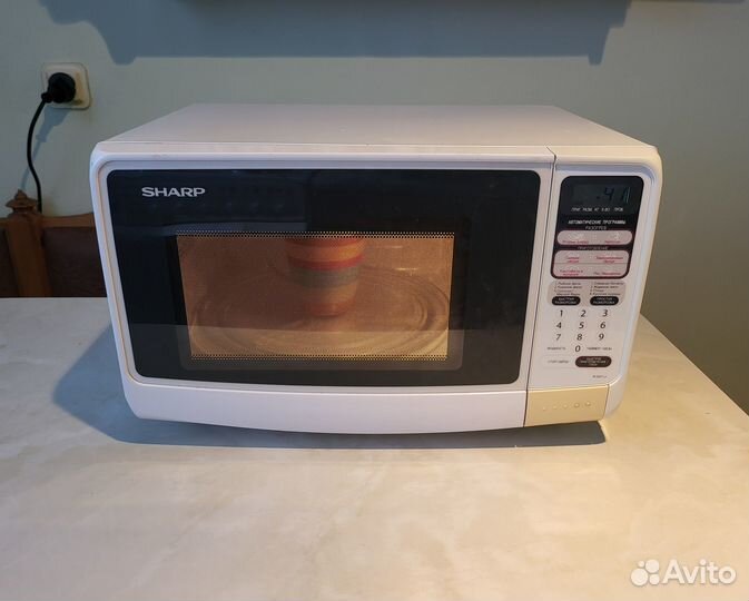 Микроволновая печь Sharp R-2471J (W)