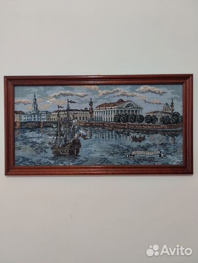 Картина в раме гобелен