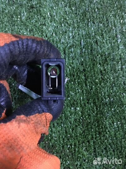 Датчик температуры салона Toyota Avensis AZT251