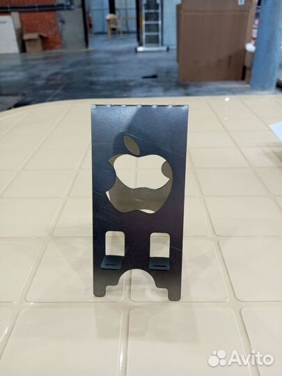 Подставка для iPhone