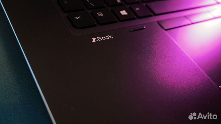 HP Zbook 17 G4 I7 P3200 32GB 512GB