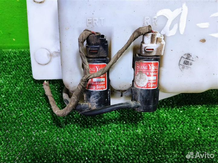 Бачок омывателя Ssangyong Rexton 2005