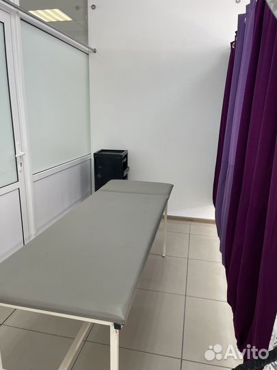 Массажная кушетка