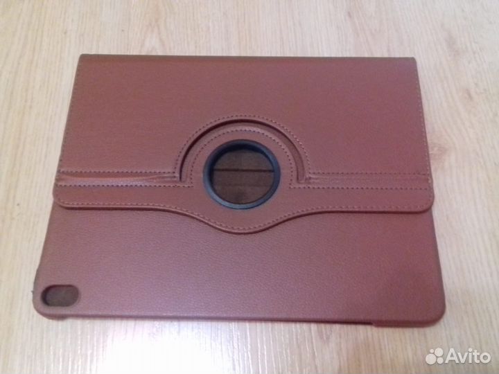 Чехол на iPad