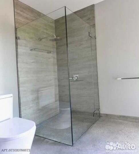 Стеклянные душевые перегородки