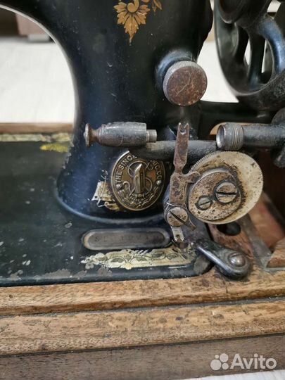 Швейная машинка singer