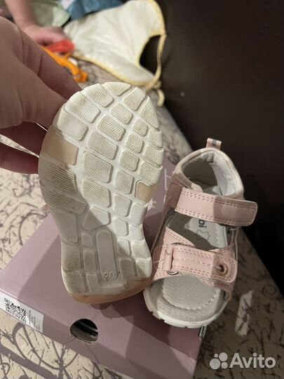 Сандали детские