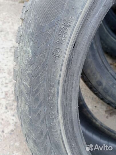 Nokian Tyres Hakkapeliitta 8 245/45 R18 100T