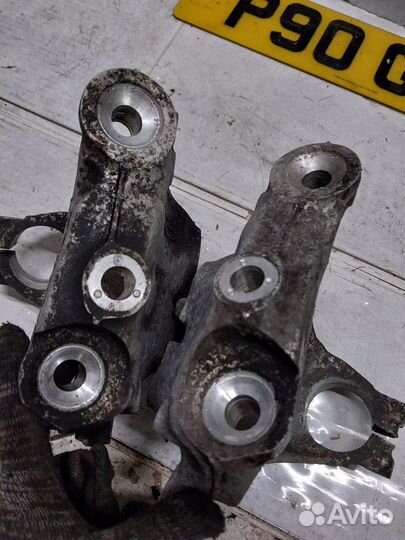 Опора поворотная правая левая передняя F30