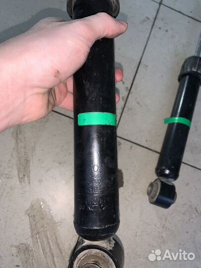 Амортизаторы Toyota Camry 70 Оригинал