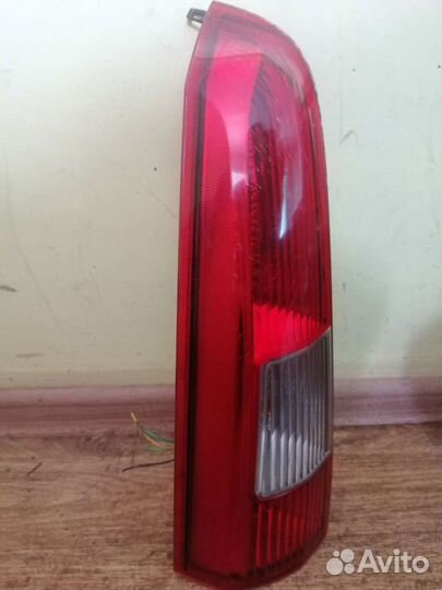 Фонарь левый верхний Volvo XC70