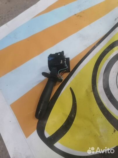 Подрулевой переключать света Renault Logan1