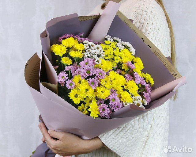 Букет из 15 кустовых хризантем Сантини микс