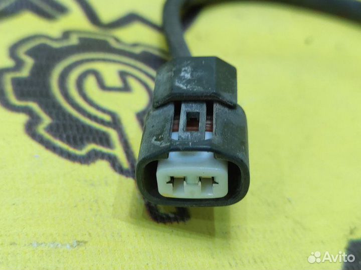 Провод датчика ABS задний правый Toyota Harrier