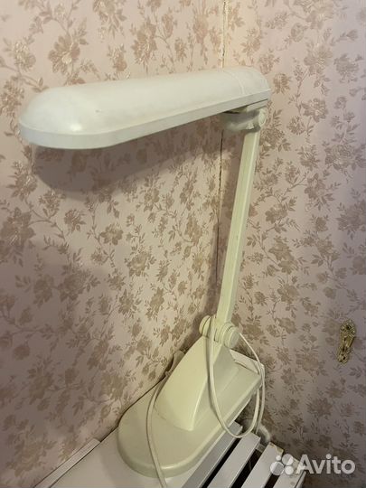 Лампа настольная