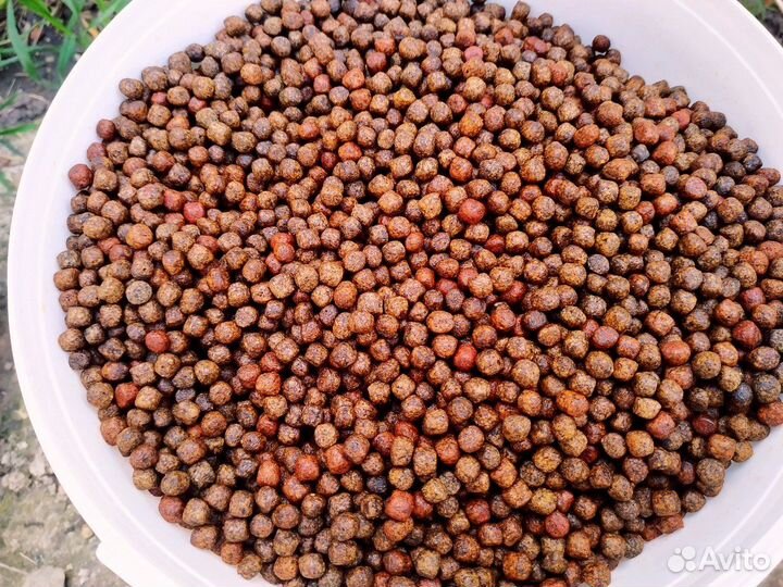 Корм для роста и цвета кои. Сделано в России