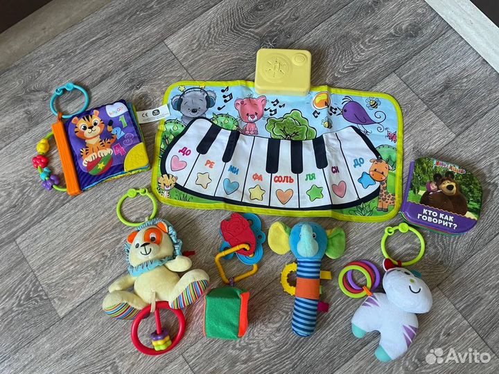 Развивающие игрушки пакетом
