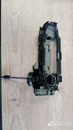 Кронштейн ручки для Audi A4 (B7) 2005-2007