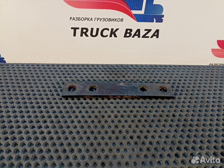 Проставка кронштейна бака