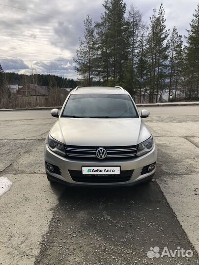 Volkswagen Tiguan 2.0 AT, 2012, 140 000 км