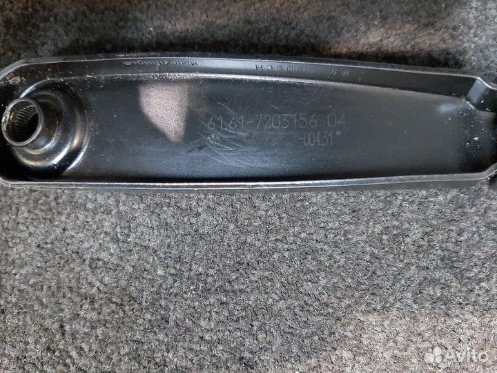 Поводок стеклоочистителя передний правый Bmw