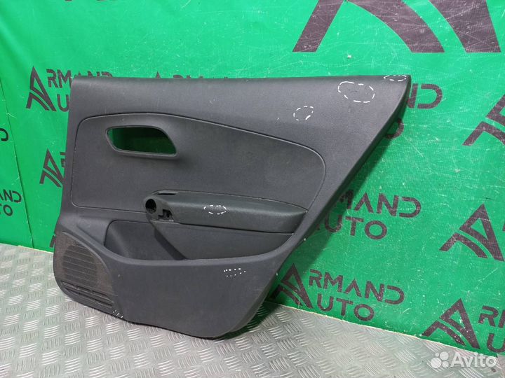 Обшивка двери задняя правая Volkswagen Polo 5