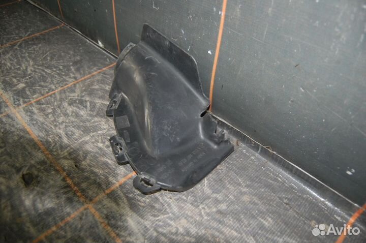Дефлектор воздуховода правый-Mercedes-Benz glcx253