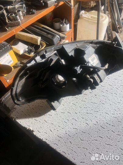 Фары Ниссан и Фольксваген