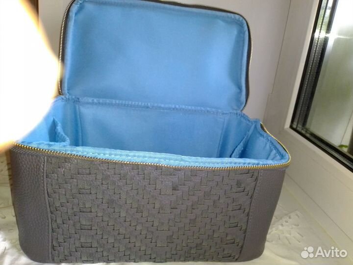 Бьюти кейс от Орифлейм для косметики