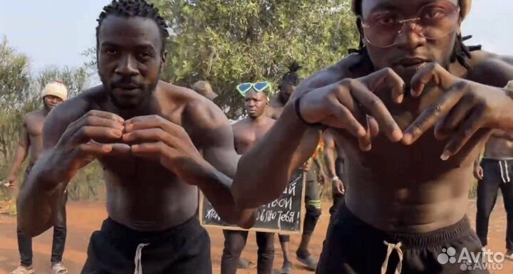 Видеопоздравление из Африки на день рождения