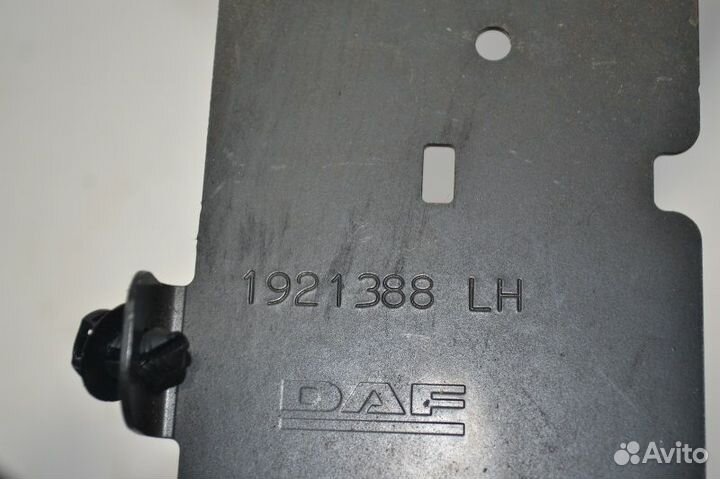 Кронштейн торпедо DAF XF106 (01.14)