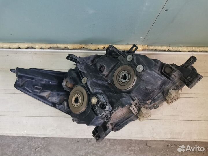 Фара левая Nissan Patrol Y62