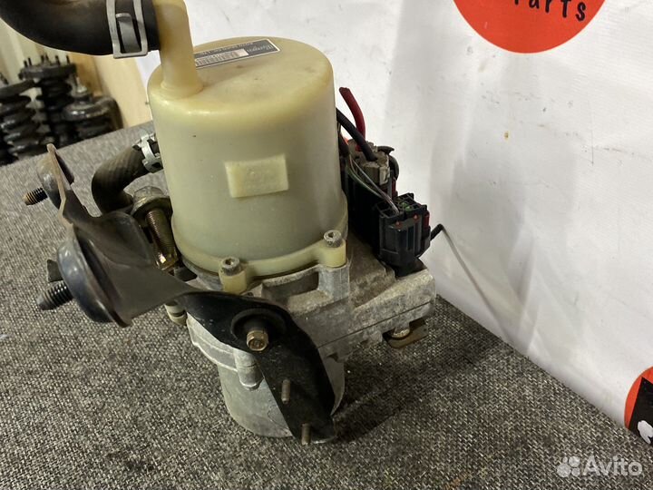 Насос гидроусилителя руля Mazda 3 BK