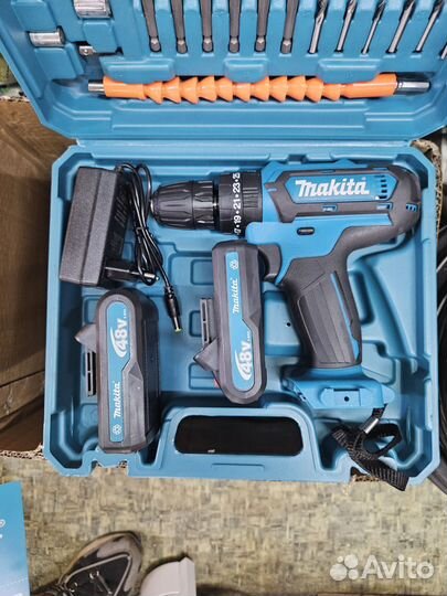 Шуруповерт makita