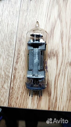 Радиолампа 6с19п