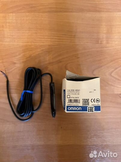 Omron E3X-HD41 фотоэлектрический переключатель