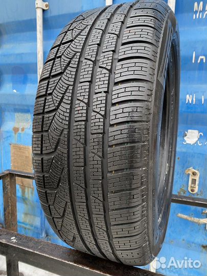 Pirelli Winter Sottozero II 245/50 R18
