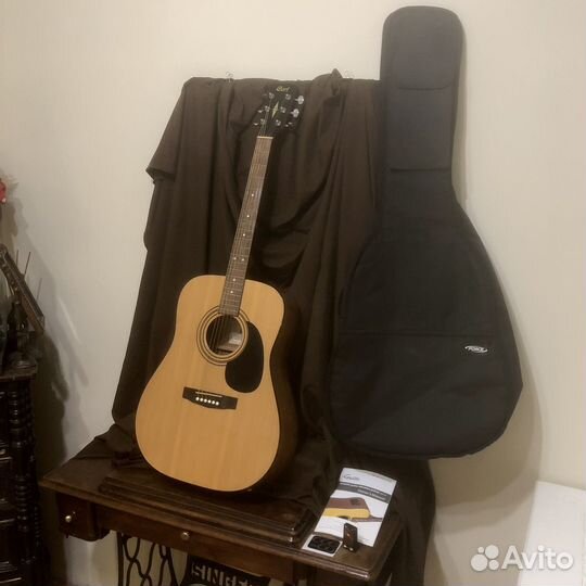 Трансакустическая гитара Cort (+чехол, +тюнер)