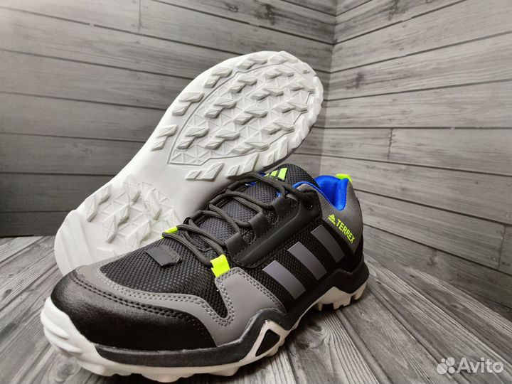 Кроссовки adidas terrex термо