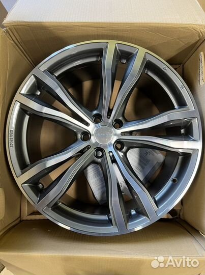 Новые диски MAK R20 на X5 X6