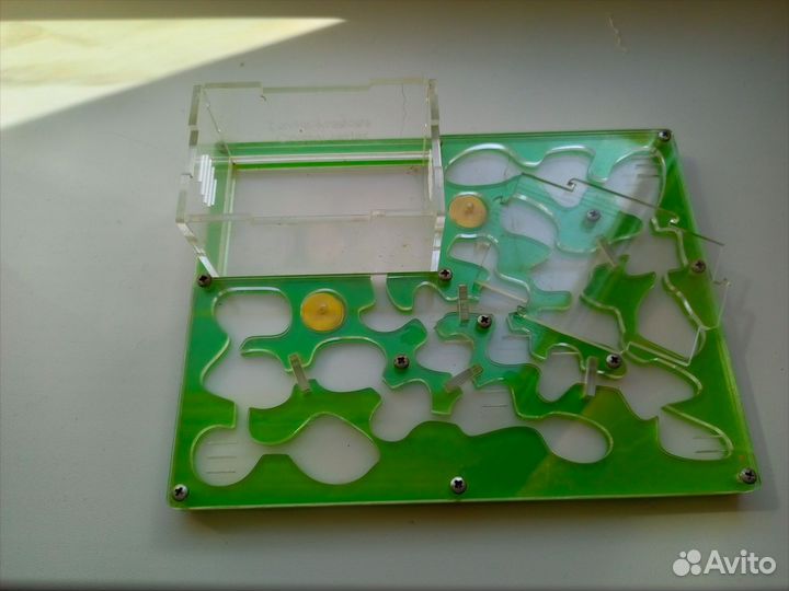 Муравьиная ферма без муравьев