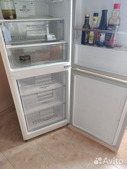 Продам холодильник не рабочий