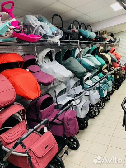Коляска для новорожденных новая