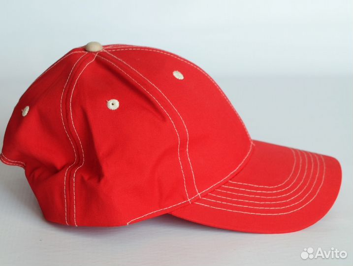 Бейсболка красная, производство Италия
