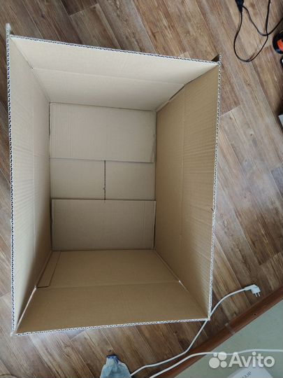 Коробки картонные бу