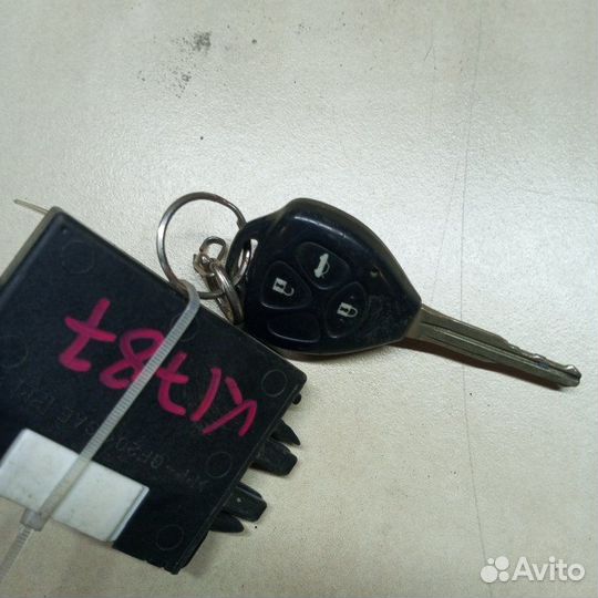 Блок иммобилайзера Toyota Camry V40